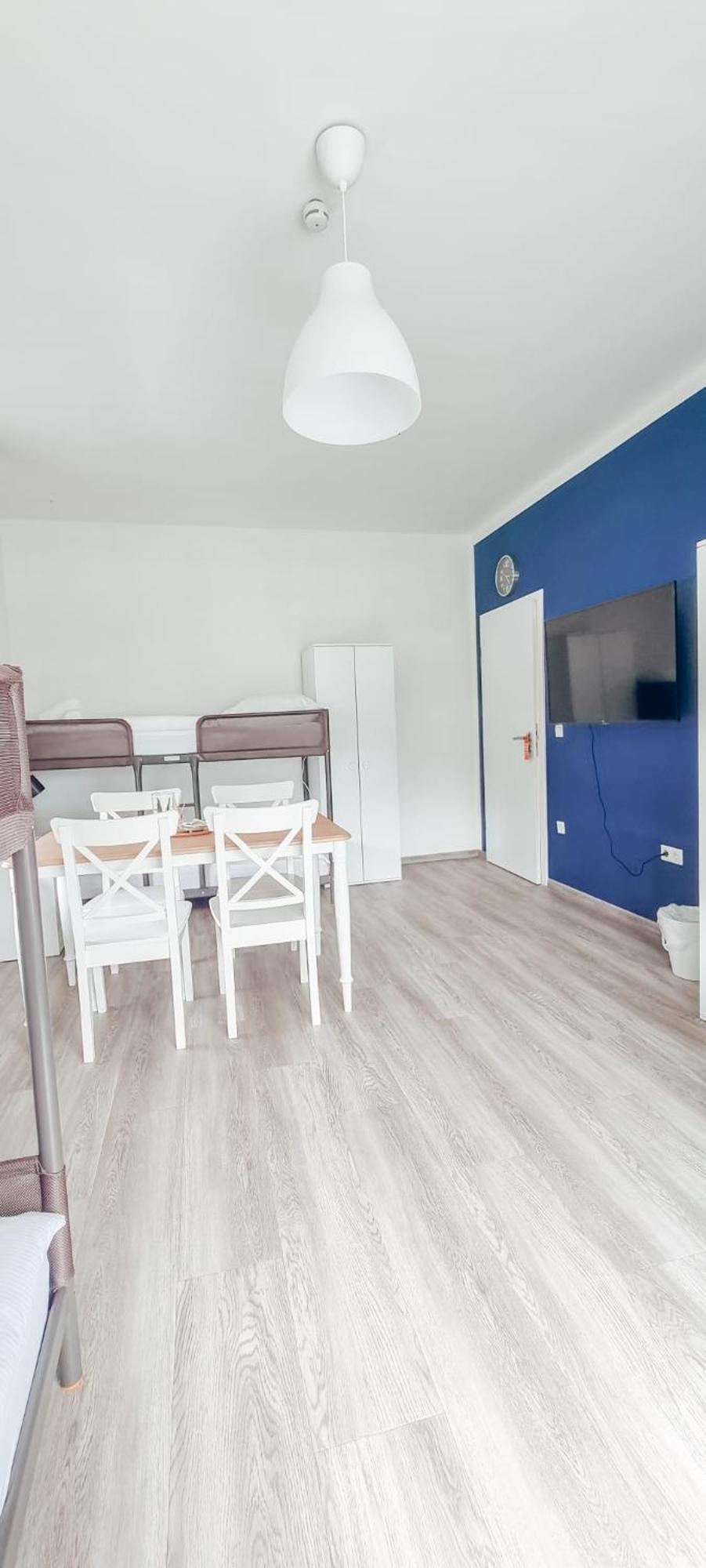 Sechsbettzimmer "Blau" In Zentraler Lage Brema Exterior foto
